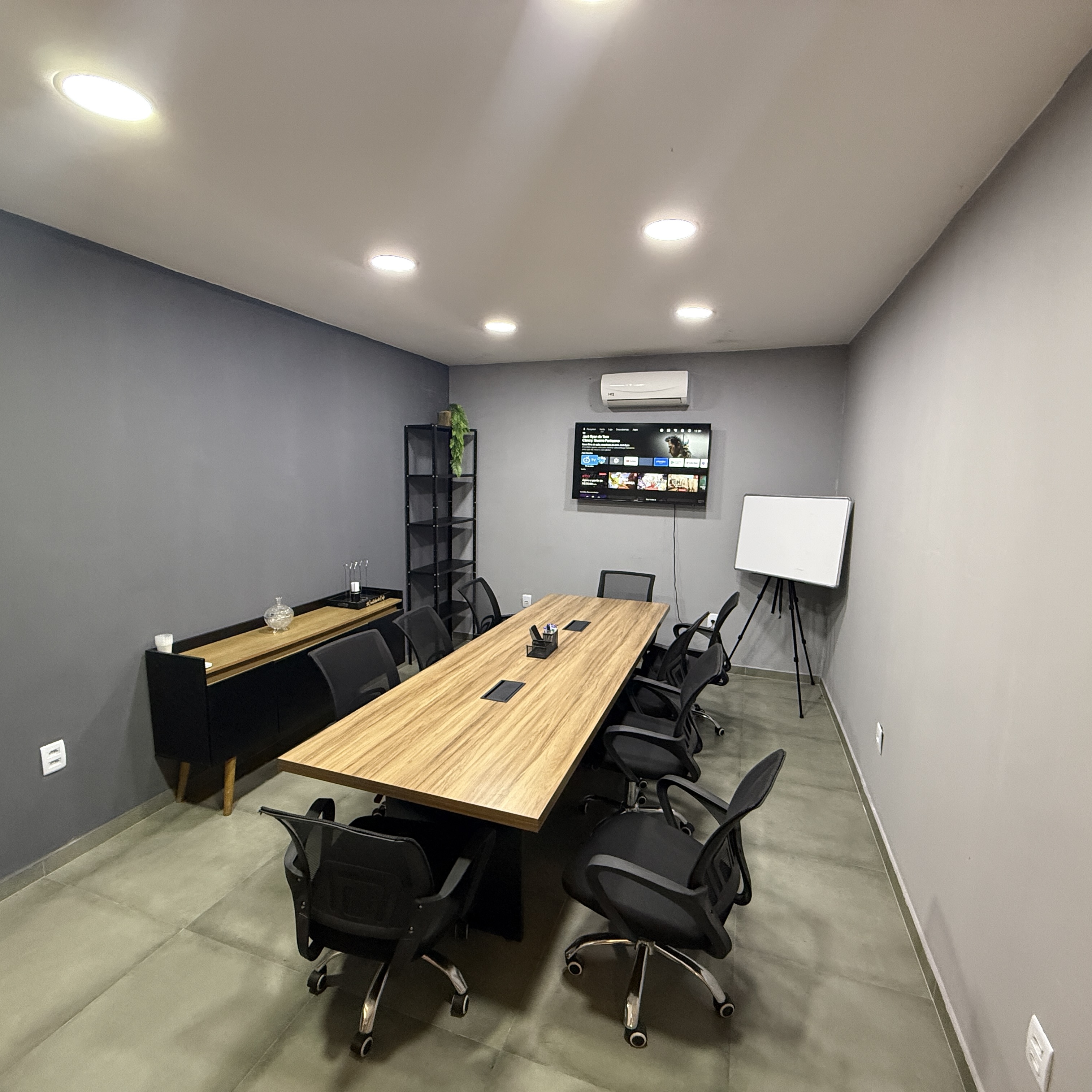 Sala de Reunião — 8 pessoas